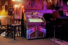 Memphis, February 2005 (Lamplighter jukebox), 2003, 24 x 36 inch edition of 10 and 40 x 57 inches edition of 5, Chromogenic Print